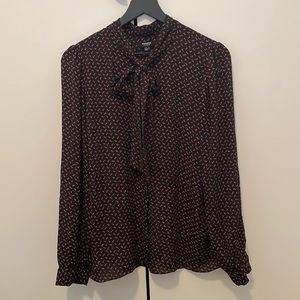 Black floral pussybow blouse